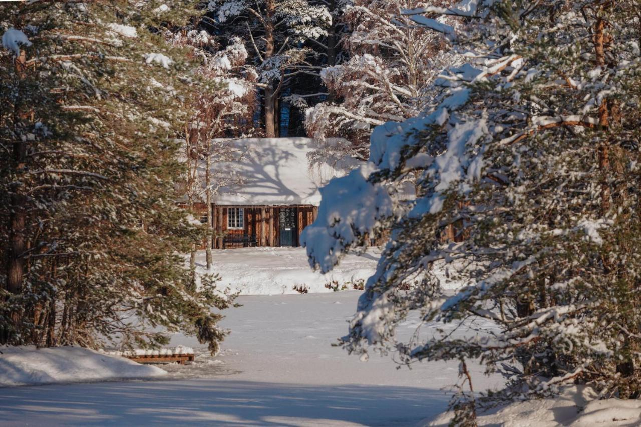 The Queen'S Hut Aboyne Buitenkant foto